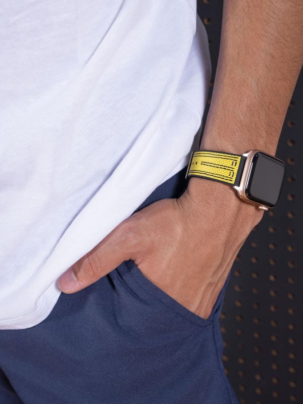 Correa Guess Para Apple Watch