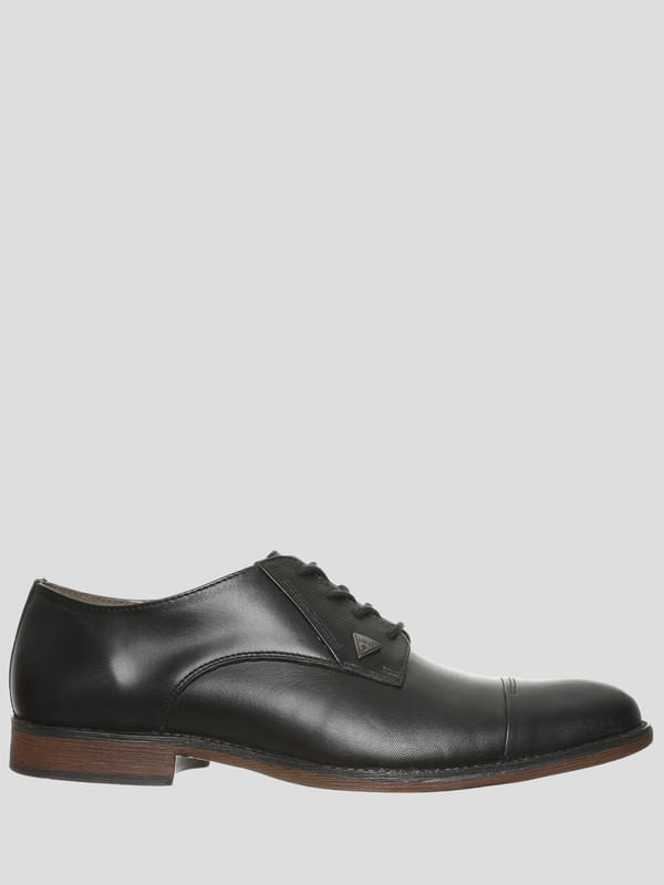 Zapato Guess Vancouver